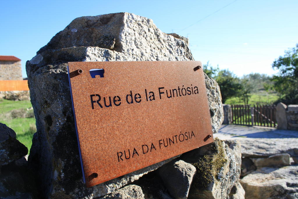 Casa De L Barrio Pension Picote Buitenkant foto